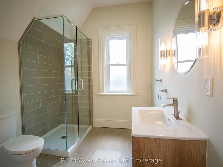 66 Daly Ave #5 — Photo 17