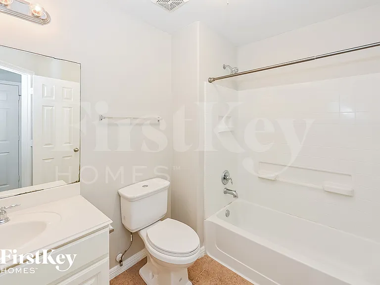 10364 Stone Gate Dr — Photo 14