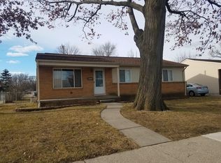 26605 Groveland St, Madison Heights, MI 48071