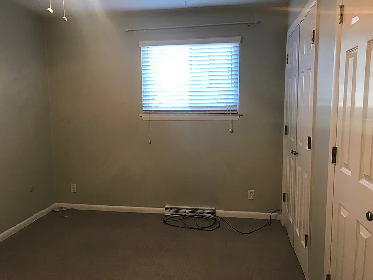 3409 N California Ave — Photo 8