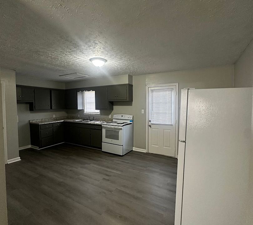 902 Preston Street! 902 N Preston St Livingston TN Zillow