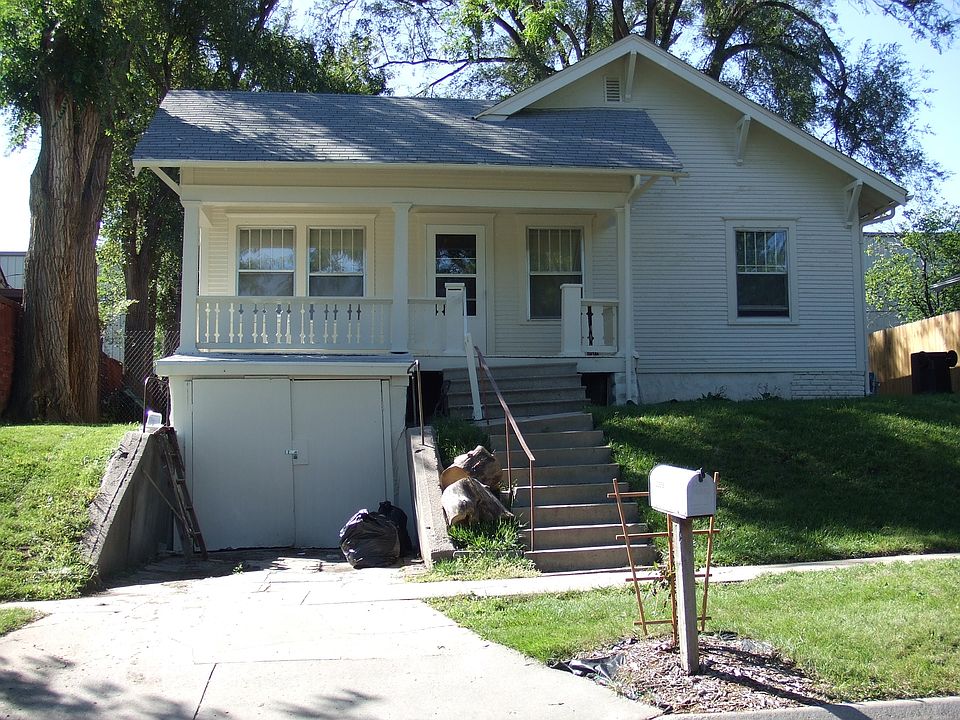 2nd image of 3355 Apple St