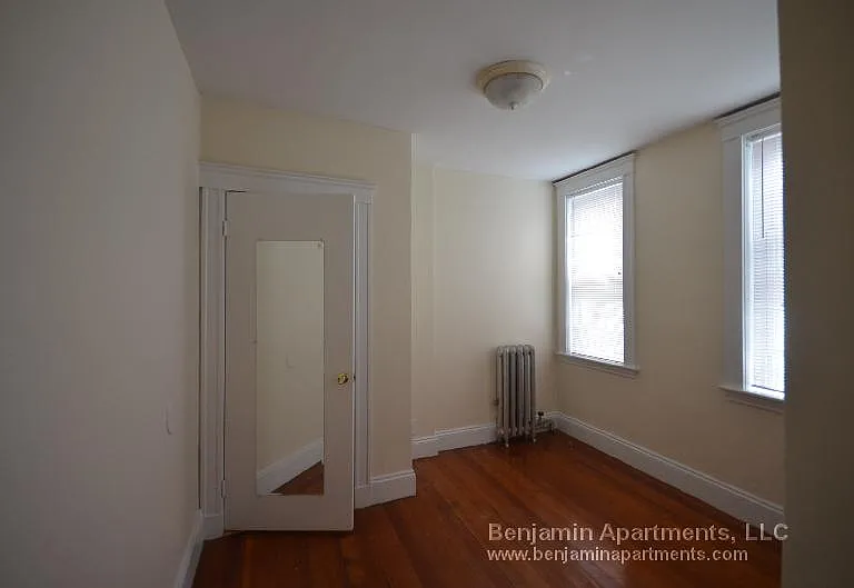 518 Cambridge St #9 — Photo 5