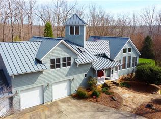 918 Oak Ridge Dr, Eden, NC 27288