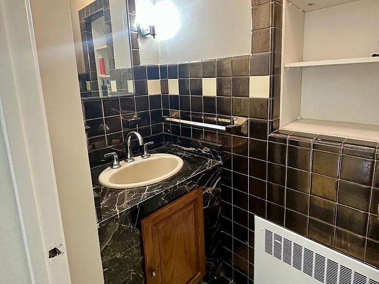 3007 Oliver St NW — Photo 5