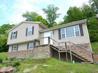 66 Agronomy Farm Rd, Morgantown, WV 26508