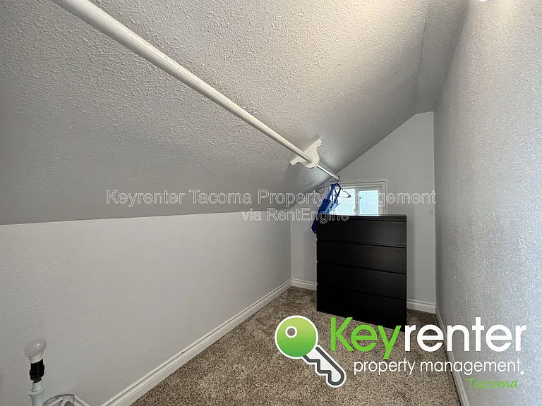 8434 Tacoma Ave S #3 — Photo 3