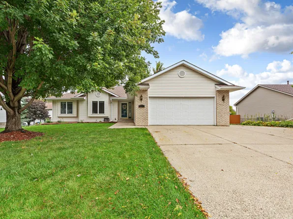 812 Lancer Dr NE, Owatonna, MN 55060