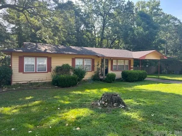 1122 Chestnut St, Magnolia, AR 71753