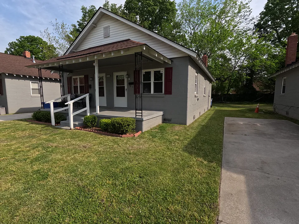 Building Photo 3