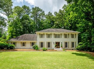 2757 Spalding Dr, Sandy Springs, GA 30350