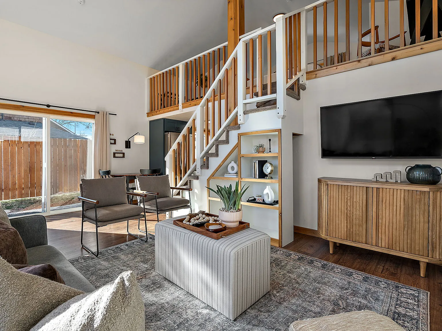 1 bed, 695 sqft, $3,250 — Photo 3