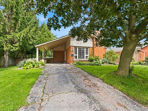 3rd image of 45 Woodcroft Cres