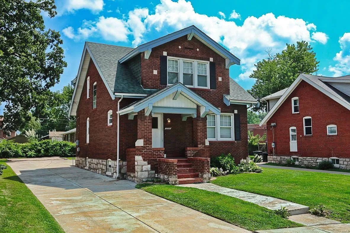 3704 Oakmount Ave photo 1