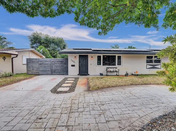 7681 NW 11th Court, Pembroke Pines, FL 33024