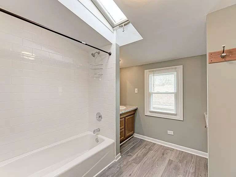 4915 Edward Ave — Photo 15