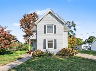 325 E Lincoln Ave, Zeeland, MI 49464