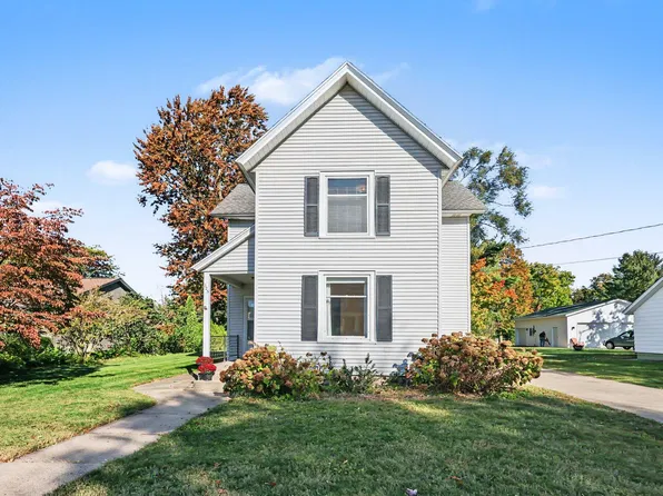 325 E Lincoln Ave, Zeeland, MI 49464
