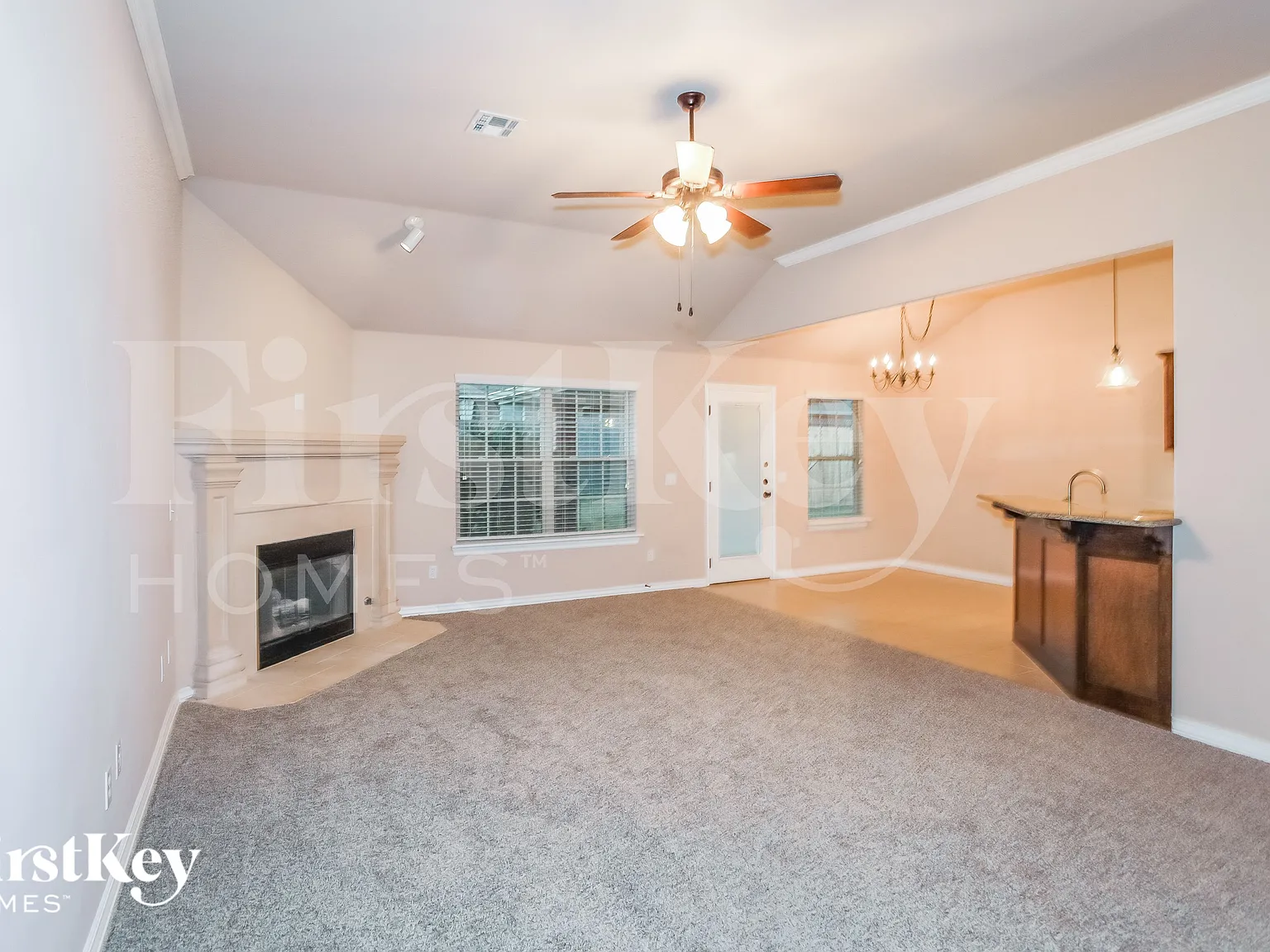 3 bed, 2.0 bath, 1719 sqft, $1,845 — Photo 4
