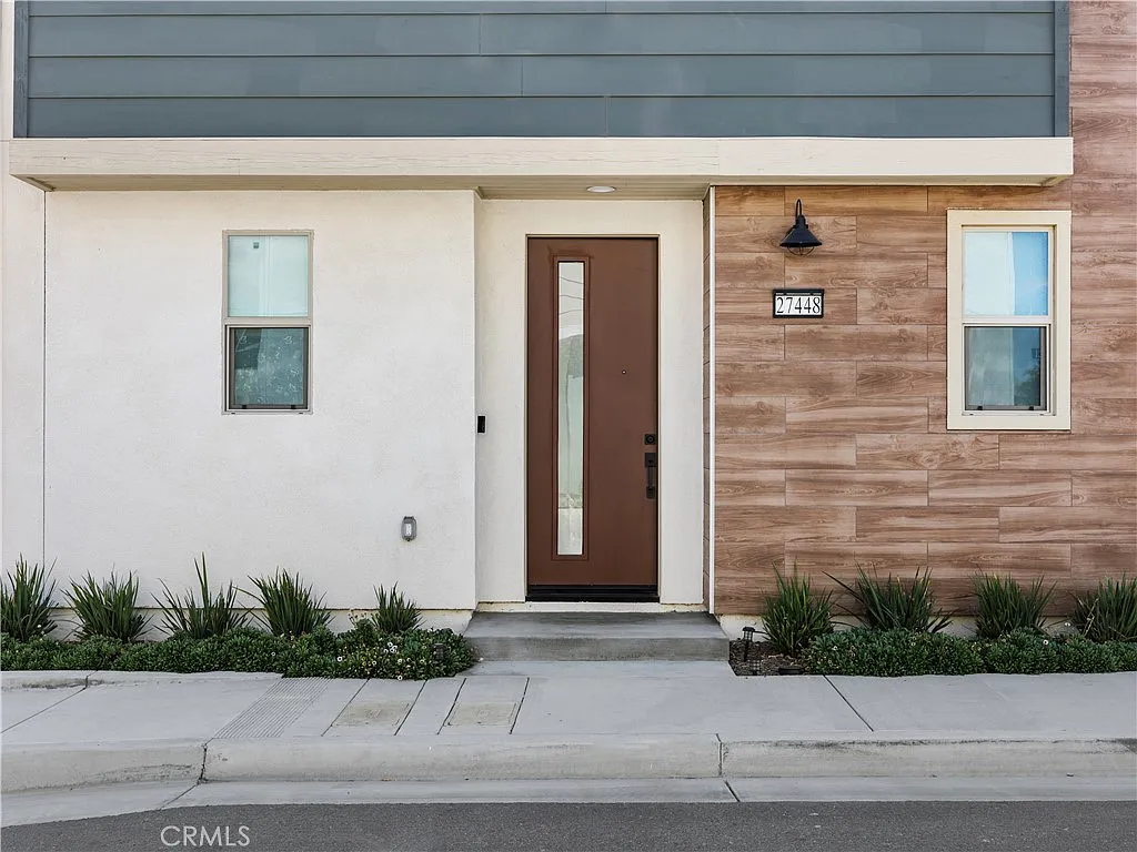 3 bed, 2.5 bath, 1791 sqft, $5,500 — Photo 3