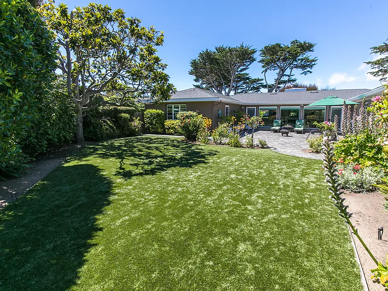 26224 Hilltop Pl — Photo 52