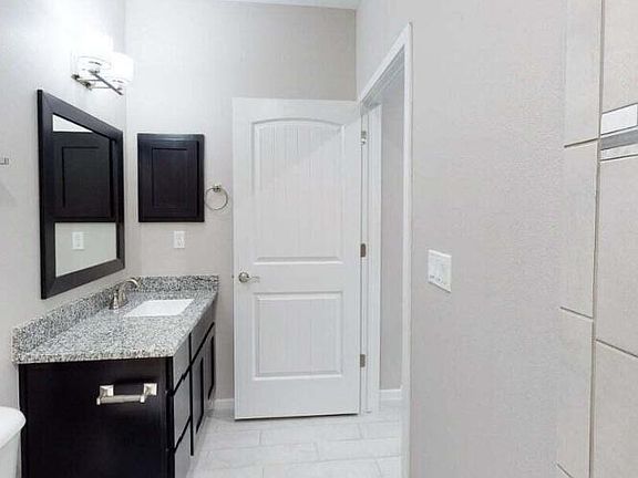 5th image of 14705 Charles Foster Ave
