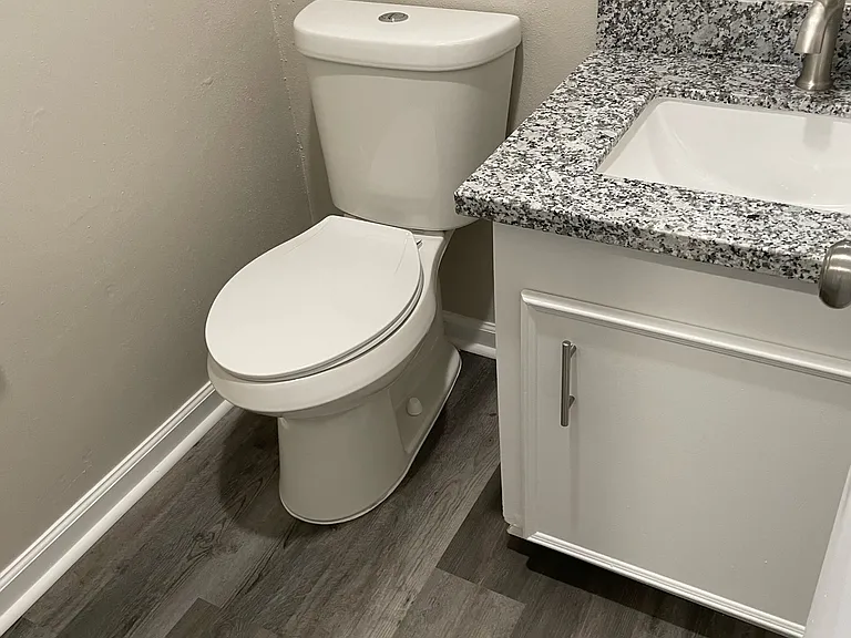 N Willow Dr — Photo 10