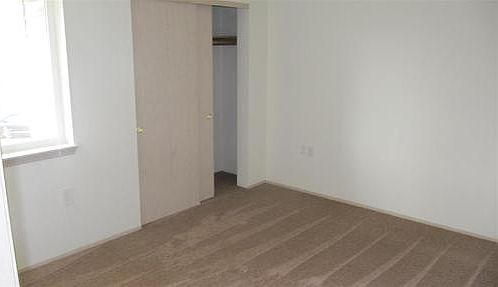 2nd image of 1497 F St