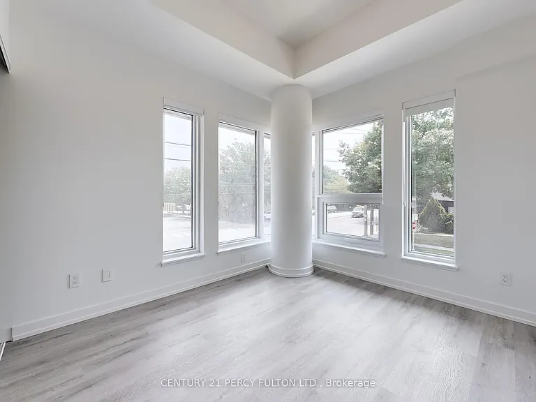 556 Marlee Ave #105 — Photo 27