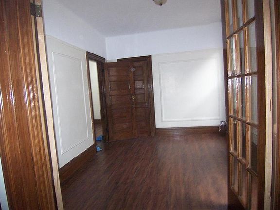 2nd image of 773 Dawson St #3