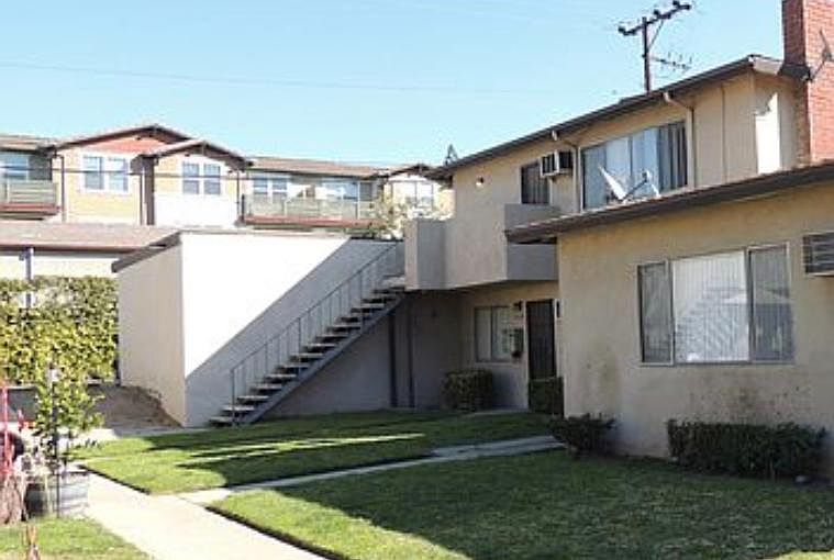 1st image of 2571 E Hayes Dr #2