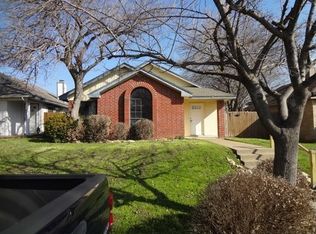 7336 Blackthorn Dr, Fort Worth, TX 76137