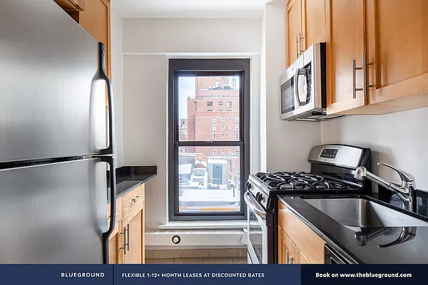 Rented by The Blueground | media 189