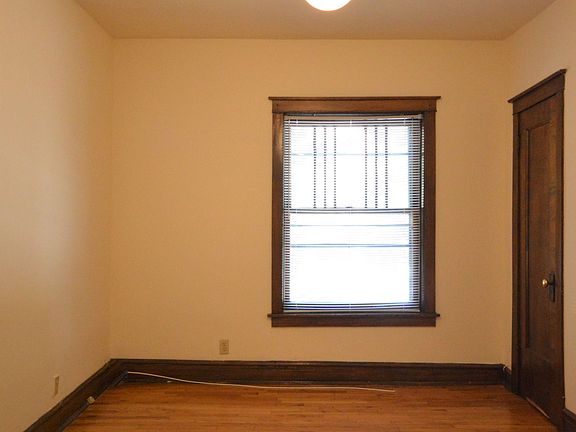 5th image of 1336 W Waveland Ave #1