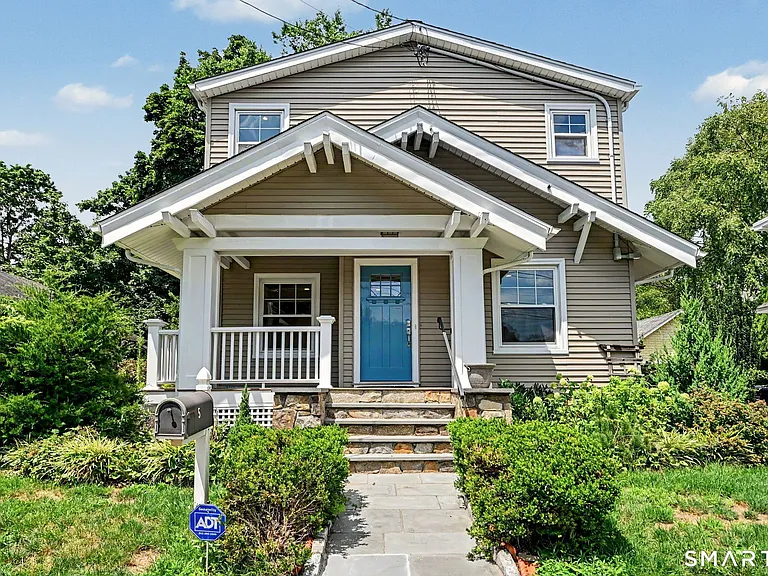 5 Oakland Ter — Photo 1