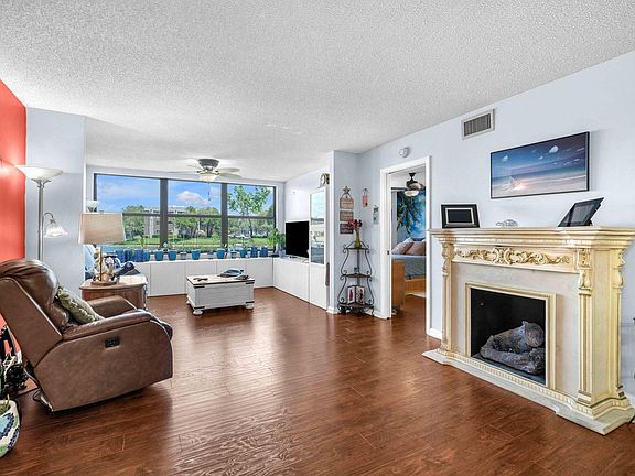3rd image of 10412 E Clairmont Circle #107