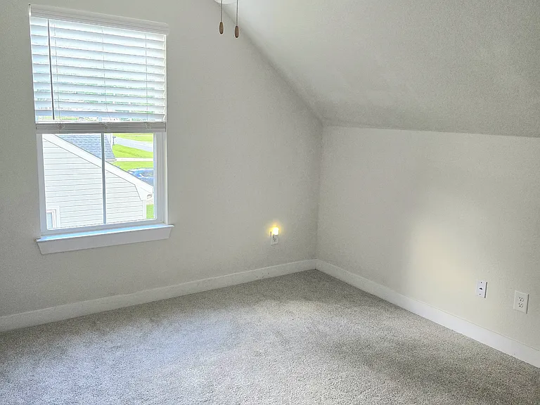 1021 Chattanooga St — Photo 4