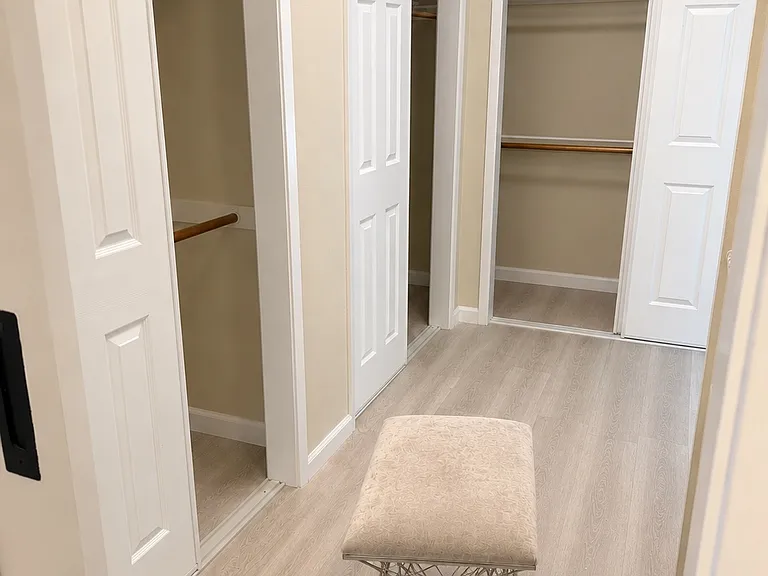 6378 N Poplar Ave — Photo 17
