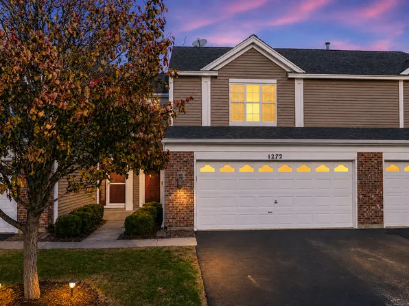 1272 Silk Oak Ln, Bartlett, IL 60103