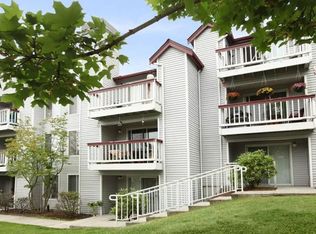 Wellington Place Apartments, Seattle, WA 98148