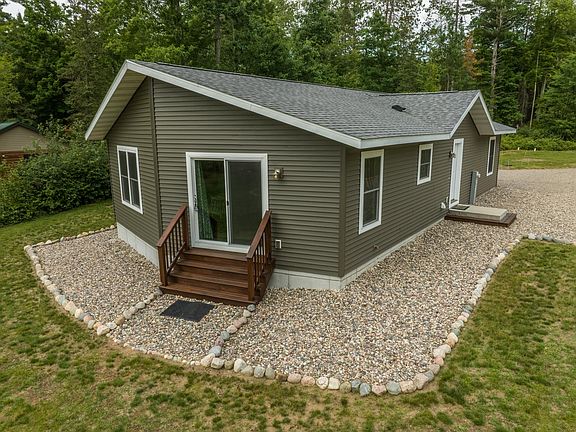 3rd image of N12052 N Post Lake Dr