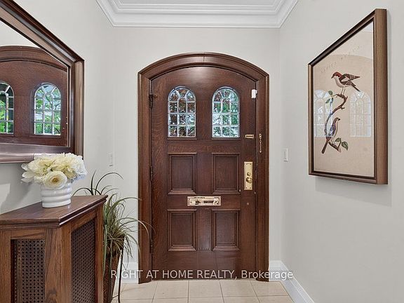3rd image of 58 Old Forest Hill Rd
