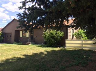 1820 Steele St, Laramie, WY 82070