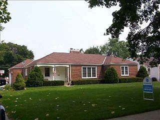 1st image of 308 Fairlawn Pl