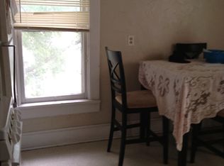 814 W 4th St #3, Waterloo, IA 50701