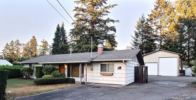 1st image of 10107 Forest Ct SW