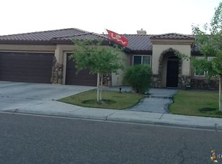 1213 D Patino St, Calexico, CA 92231