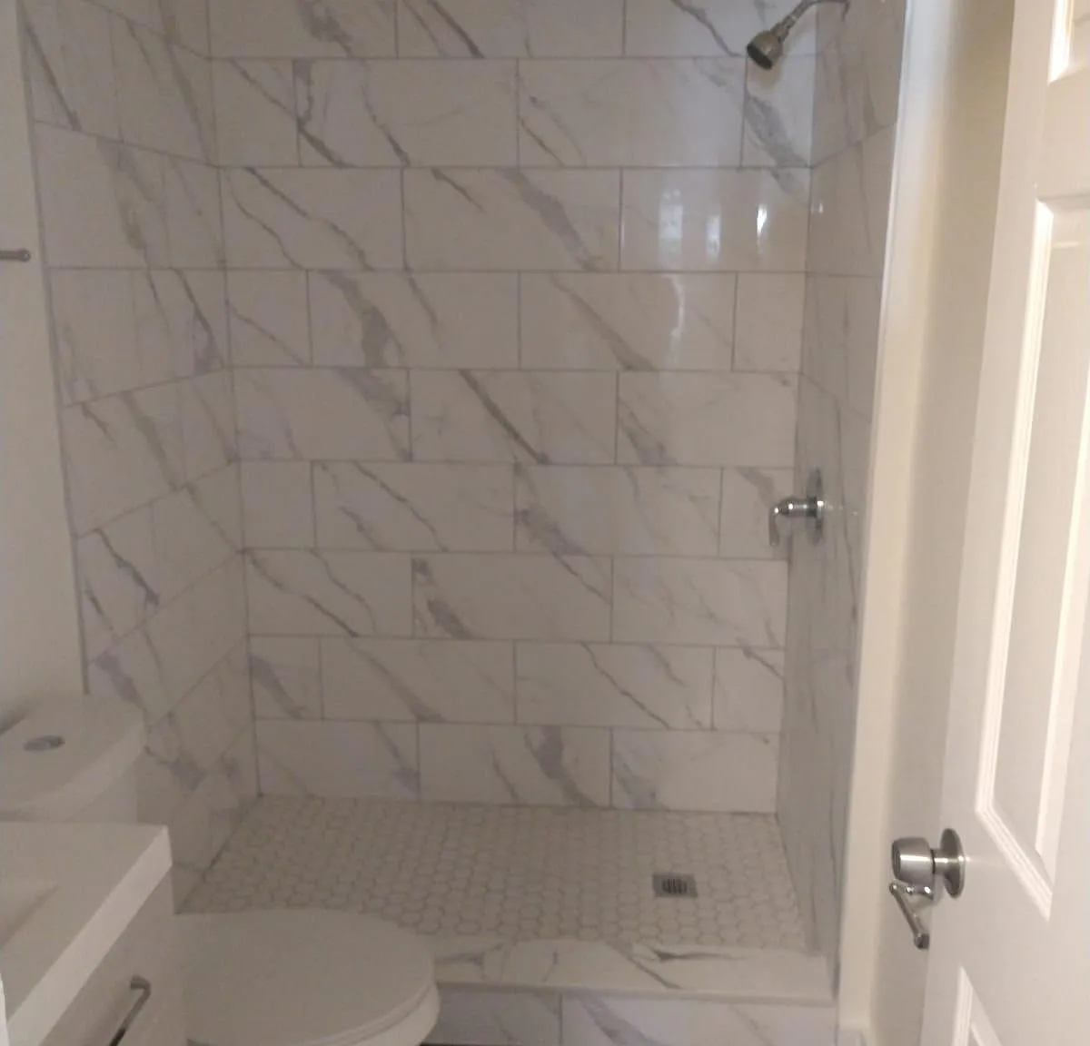 2140 Inwood Ter — Photo 4