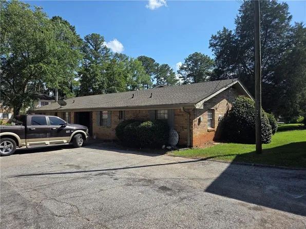 897 Six Oaks Cir APT B, Norcross, GA 30093