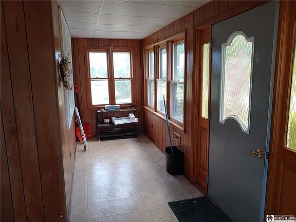 3rd image of 42 Saint Hedwigs Ave